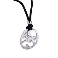 Fashion Shell Hollow Stainless Steel Pendant Necklace wholesale