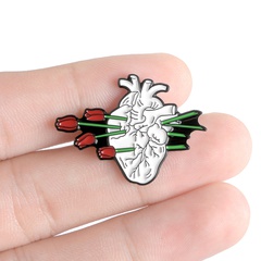 fashion cartoon dripping oil heart-shaped rose alloy brooch