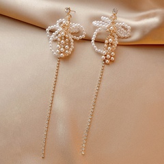retro inlaid rhinestone pearl flower shape tassel alloy earrings wholesale
