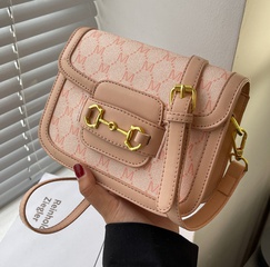 2022 new style letter rhombus messenger small square bag 19.5*14*7