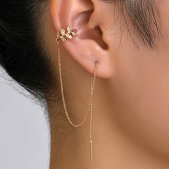 Pair of new fashion copper micro-inlaid zircon branch pendant tassel pierced earrings