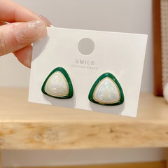 Fashion retro triangle green pearl female geometric alloy stud earrings