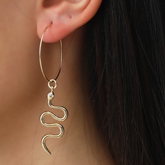 Fashion retro metal snake-shaped simple cobra metal earrings