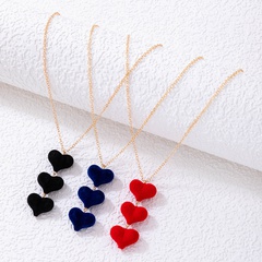 Fashion Black Velvet Heart Single Layer Geometric Chain Necklace