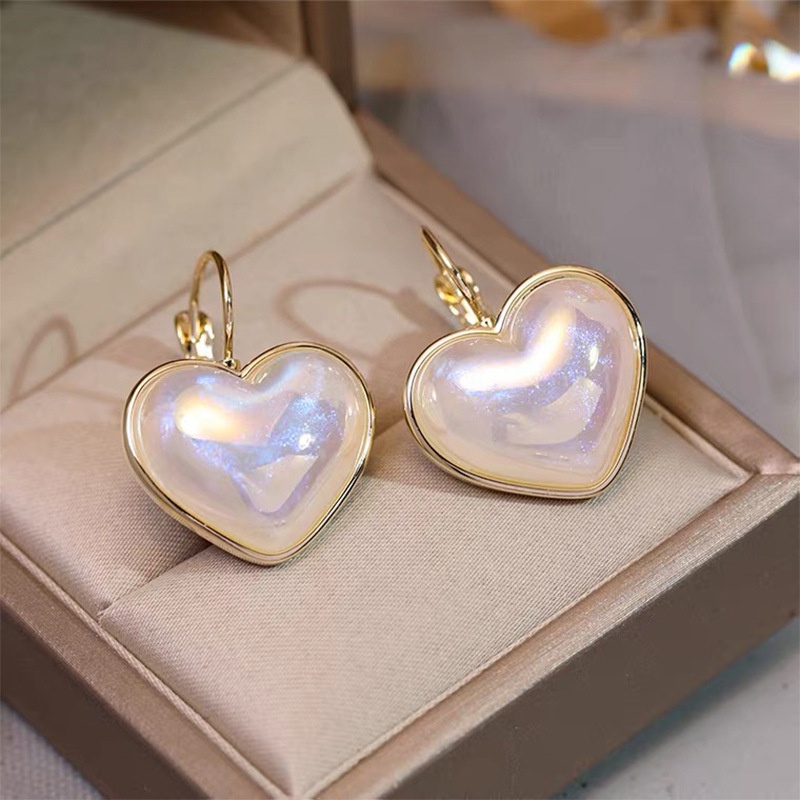 Korean style heart shaped pearl metal drop earrings wholesale