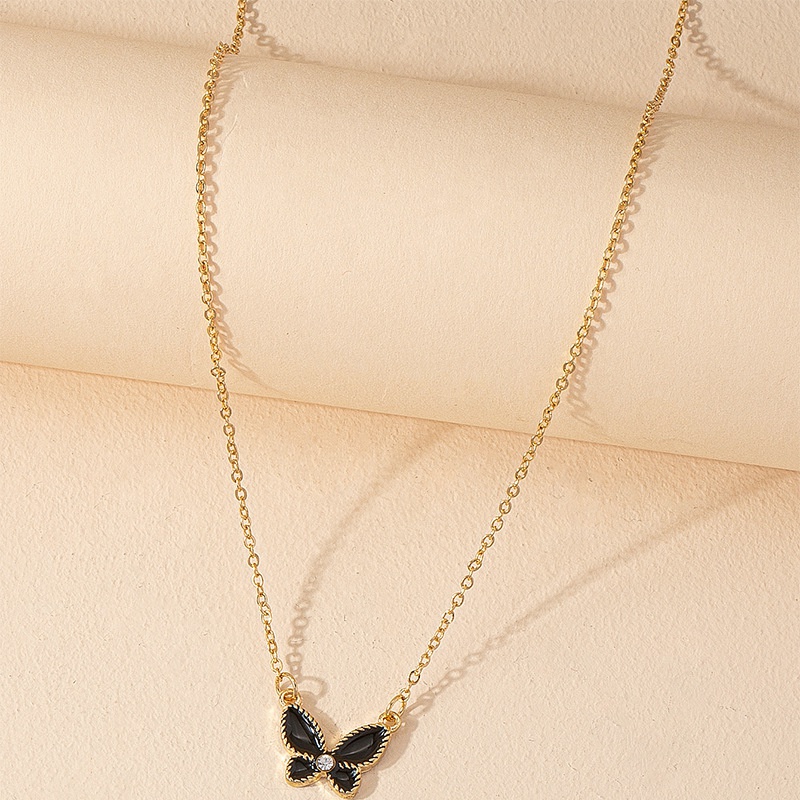Korean butterfly drip oil pendant necklace
