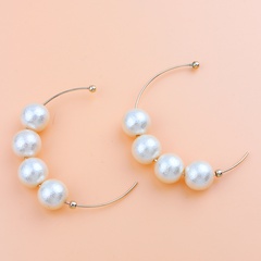 2022 new pearl C-shaped exaggerated hip-hop alloy earrings