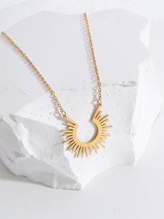 Simple Stainless Steel 18K Gold Plated Sunlight Necklace Wholesale