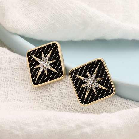 Elegantes aretes cuadrados con micro engaste y diamantes de imitación's discount tags