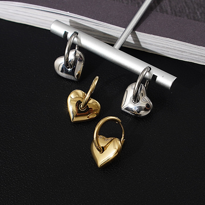 Solid heart earrings female glossy 18k gold titanium steel earrings