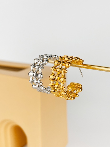kreatives Weben C-förmige breitgesichtige Kupfer vergoldete Ohrringe Frauen's discount tags