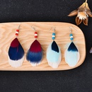 neue mehrschichtige leichte Farbverlauf Mode Feder Holzperlen Ohrringe weiblichpicture9
