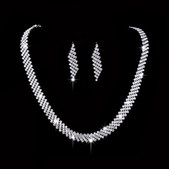 conjunto de joyas nupciales moda rombo brillante lleno de diamantes collar pendientes conjunto