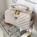 Fashion handheld oneshoulder rhombus embroidery thread messenger bag 21513510cmpicture7