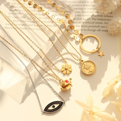 Fashion Flower Geometric Pendant Titanium Steel Gold Plated Necklace