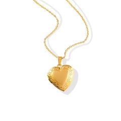fashion retro heart-shaped titanium steel necklace 18K gold necklace