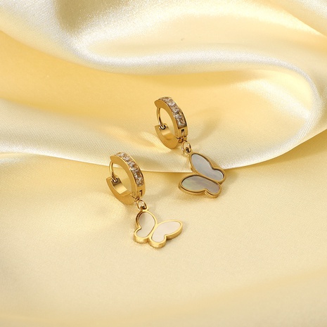 Nuevos pendientes de circón con colgante de mariposa de concha chapada en oro de 14 quilates de acero inoxidable's discount tags
