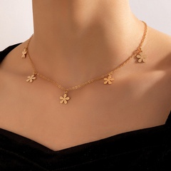 Simple Golden Flower Geometric Alloy Necklace
