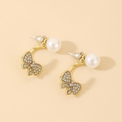 Fashion Pearl Rhinestone Butterfly Stud Earrings Simple Alloy Earrings