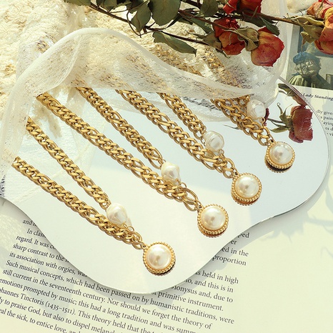 fashion geometric chain inlaid pearl 18k gold titanium steel necklace NHXIY668338's discount tags