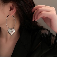 simple exaggerated metal circle heart plain solid color alloy earrings wholesale