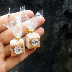 Creative hand-made mini simulation toast bread earrings wholesale