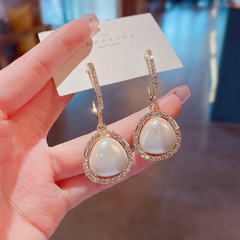 Fashion Water Drop-Shaped Pearl Alloy Diamond Earrings