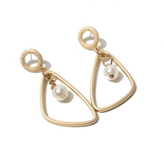 fashion gold geometric hollow inlaid pearl metal drop earrings wholesale