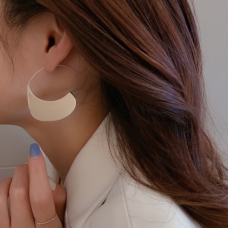 Simple metal sun hat-shaped geometric earrings wholesale's discount tags