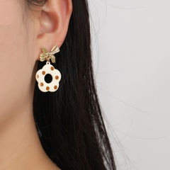 2022 spring cute bow cream polka dot flower earrings