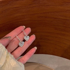 fashion inlaid rhinestone heart pendant earrings