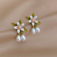 Fashion sweet pearl flower plant acrylic earrings