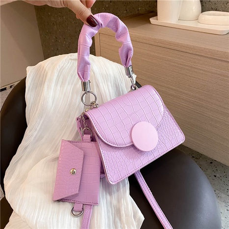 portable small square fashion chain messenger small bag14*19*7cm's discount tags