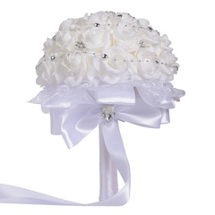 bouquet de roses de simulation blanche de fleurs à main simples à la mode
