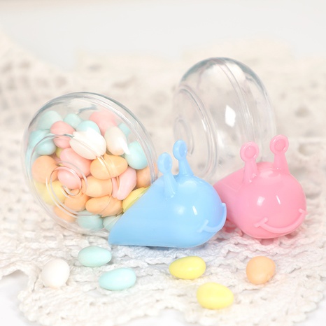 Caja de dulces de boda creativa de plástico ps de grado alimenticio caja de embalaje de dulces de bocadillo de estilo animal lindo europeo al por mayor's discount tags