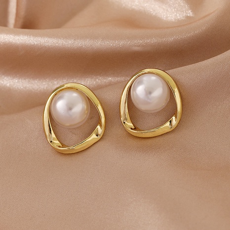 Pearl earrings women's autumn and winter alloy stud earrings's discount tags