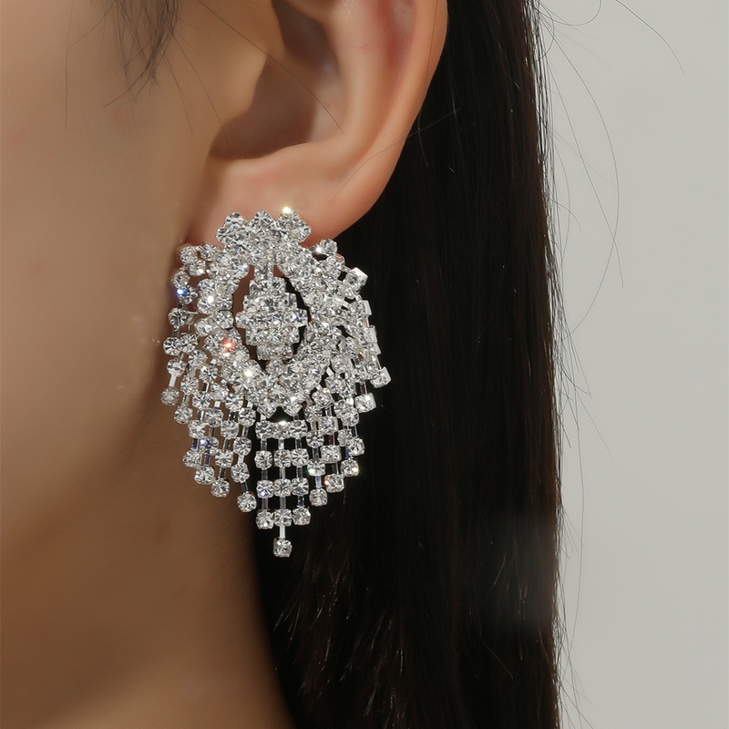 Fashionable trend personality exaggerated full diamond earrings elegant highend hollow European and American explosion earrings