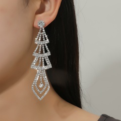 The new fan-shaped full diamond luxury high-end earrings net red trendy people with the same tassel earrings