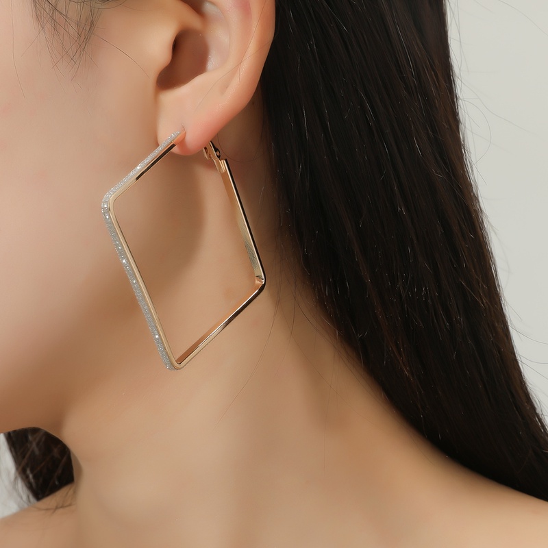 European and American ins fashion trend square earrings temperament Hong Kong style design exaggerated earrings NHIQ715051