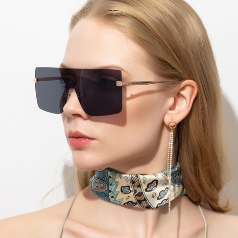 Neue modische einteilige Sonnenbrille mit großem quadratischem Rahmen und Farbverlauf's discount tags