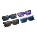 New retro square frame solid color black sunglassespicture9