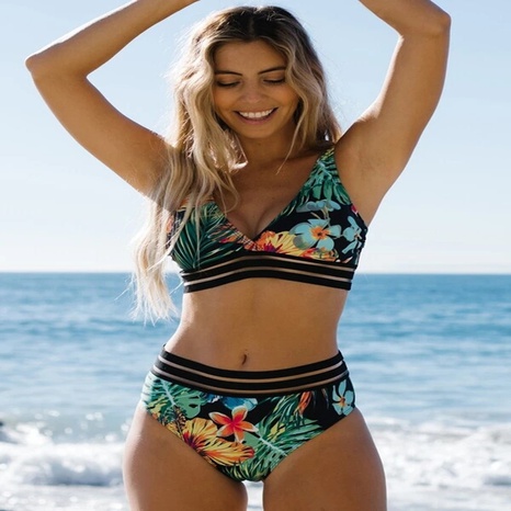 Bikini-Split-Badeanzug mit Farbdrucknähten der neuen sexy Frauen's discount tags