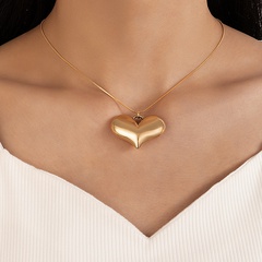 Collier simple couche pendentif coeur simple