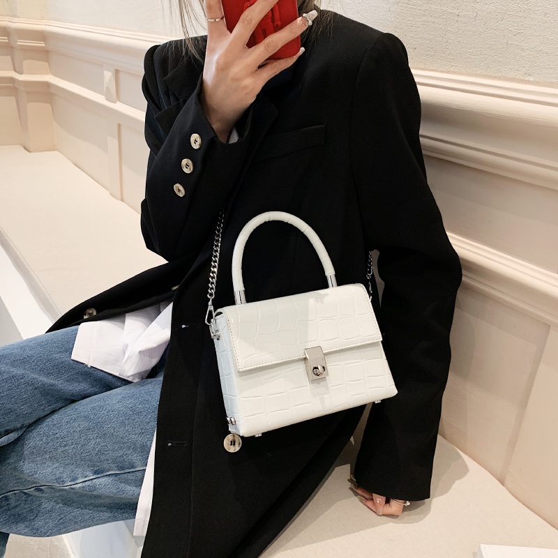 2022 New Womens Bags Crocodile Pattern Small Square Bag Fashion AllMatch Shoulder Messenger Bag High Sense Handbag Small Bag