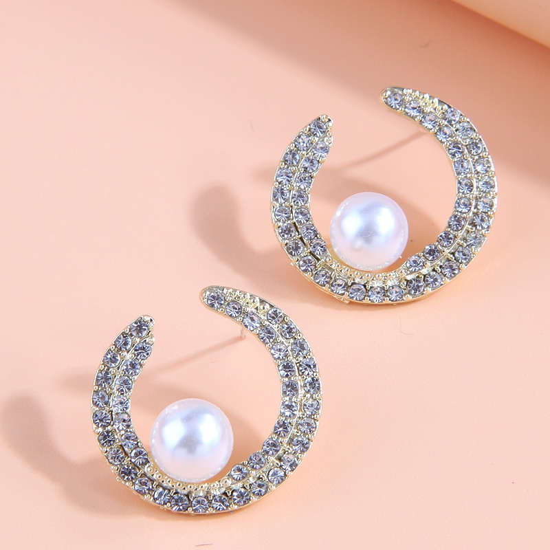 European and American Fashion Metal Simple AllMatch Pearl DiamondEmbedded Simple DiamondEmbedded Curved Moon Temperament Ear Studs