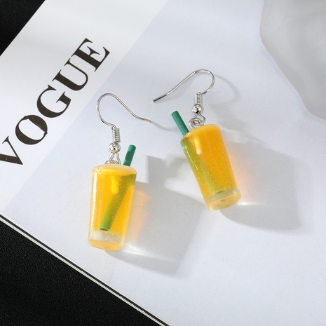 Bijoux de mode nouvelle boisson bouteille simple jaune tasse en métal boucles d'oreilles's discount tags