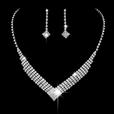 Nuevos accesorios de boda colgante cuadrado collar de diamantes de imitación pendientes traje de cobre's discount tags