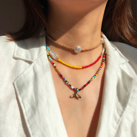 Collar de cadena de perlas de arroz caramelo colorido de tres capas bohemio de playa de moda's discount tags