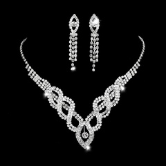 Wedding Dress Bride Hollow Full Diamond Women's Copper Necklace and Earrings Two-Piece Set