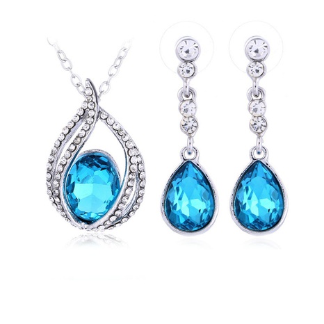 Fashion Angels Drop-Shaped Necklace Earrings Two-Piece Set's discount tags